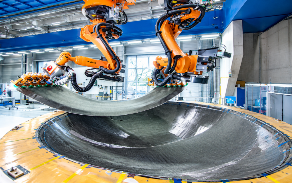 DrapeBot - A European Project developing collaborative draping of carbon fiber parts